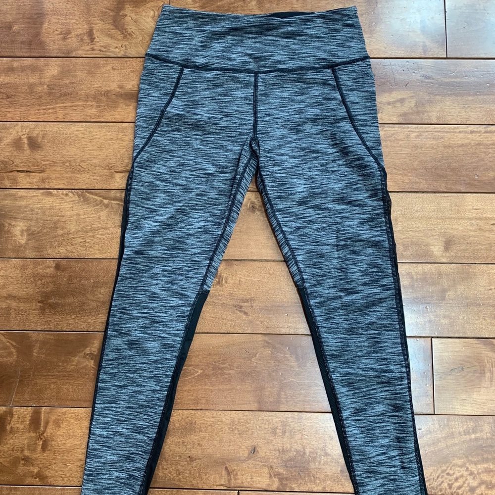 Victoria Secret knockout leggings grey